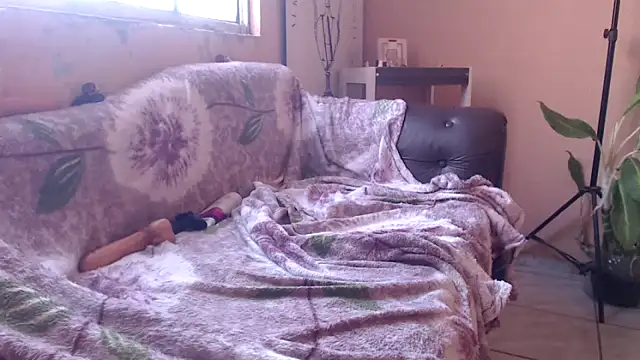 OliviaRojas's cam snapshot