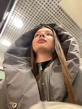 KrisMagnoly's cam snapshot