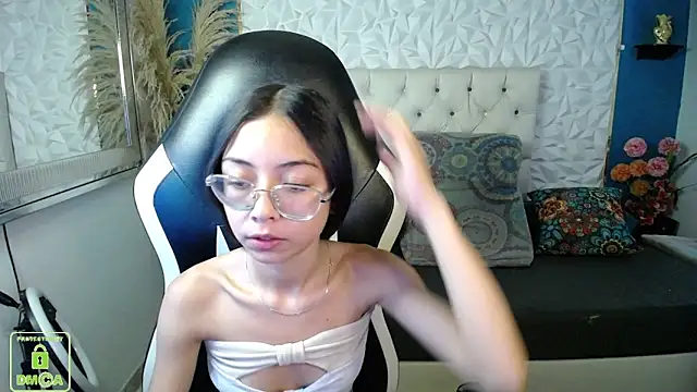 NathaliaSweet_11 live sex cam