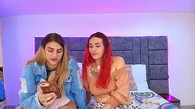 Dakota_Megan_69 live sex cam