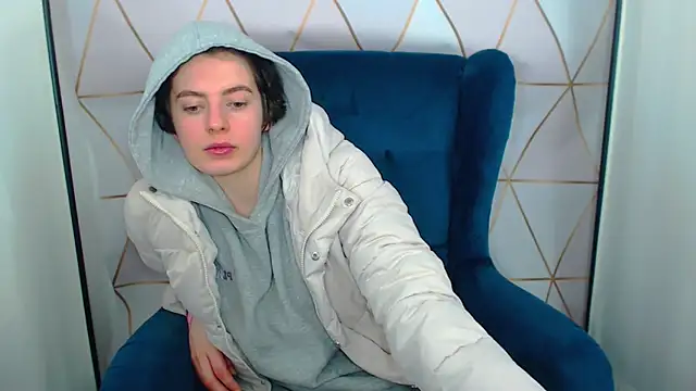 CarliFantasy25's cam snapshot