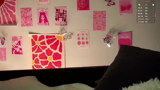 ManyMercuri's cam snapshot