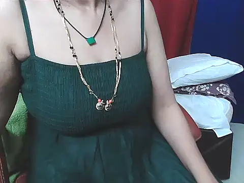 sunitha-3's cam snapshot