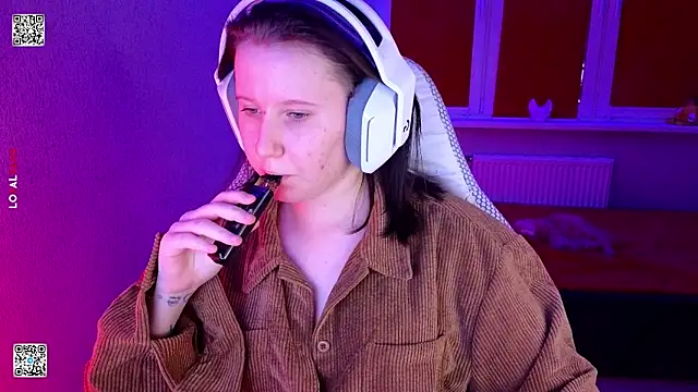 mon_lola's cam snapshot