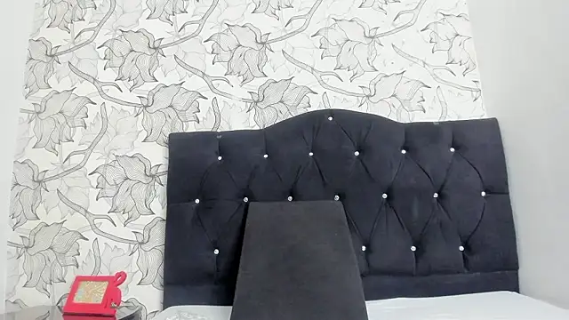 Keira_Lennox's cam snapshot