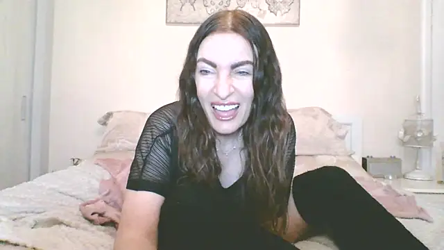 EllaKent live sex cam