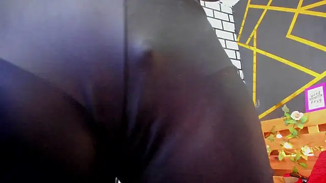 adrhiiana's cam snapshot