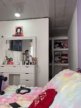 Marianahb-e's cam snapshot