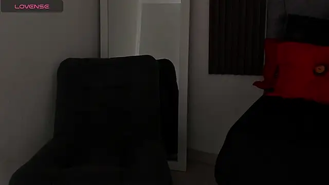 anierouse__'s cam snapshot