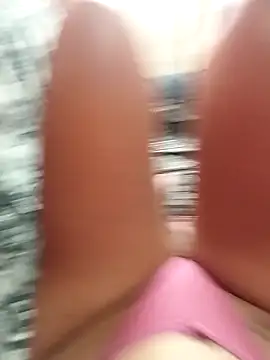 Myrelyhot's cam snapshot