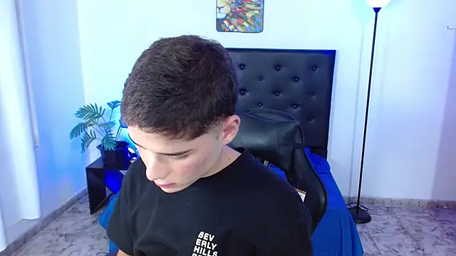 Mattass18 live sex cam