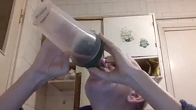 mariusica1@xh's cam snapshot