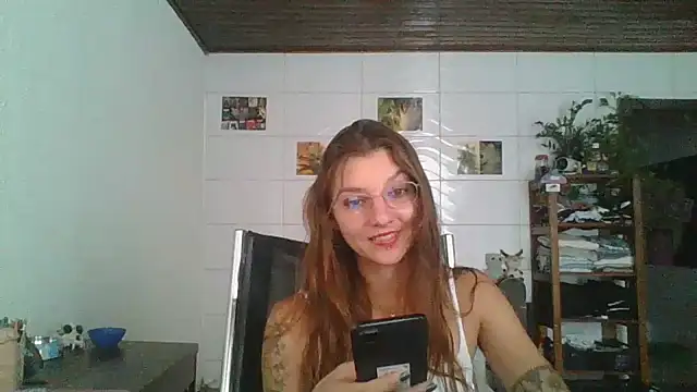 SweetyBabyDemon's cam snapshot