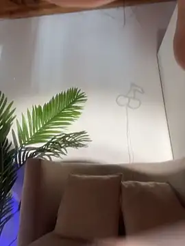 MiaFoxie's cam snapshot