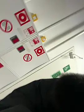 Sophie_Avory's cam snapshot