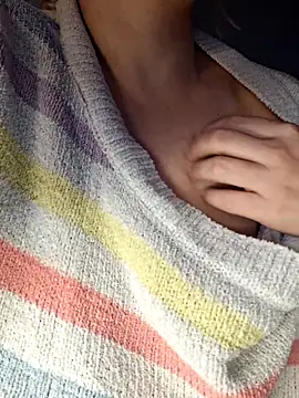 LaRa_forU's cam snapshot