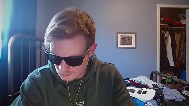 lustylyndon live sex cam