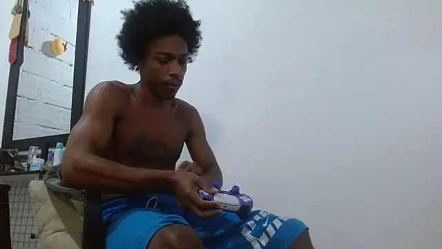 Larry-n-clouds live sex cam