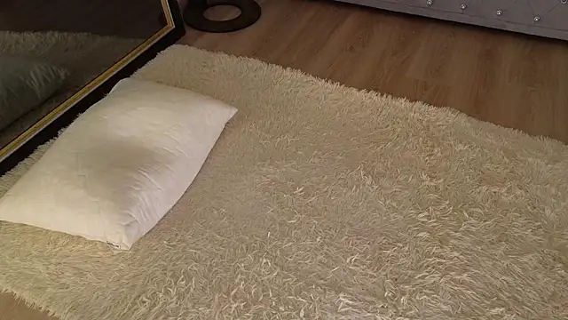 Victoria_Korff's cam snapshot