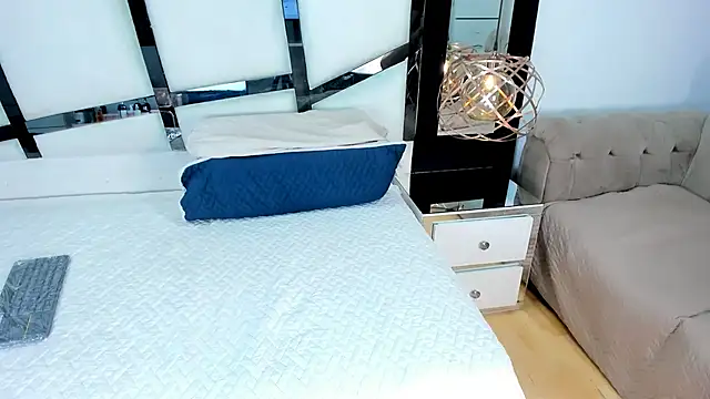 AriannaRussell_'s cam snapshot