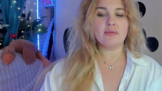 CoraSwon's cam snapshot