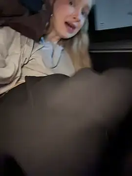 -teenytiny-'s cam snapshot