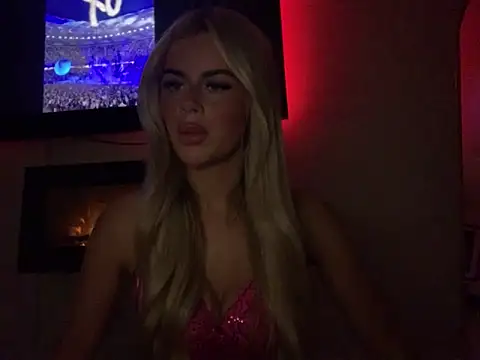 MollieRae's cam snapshot