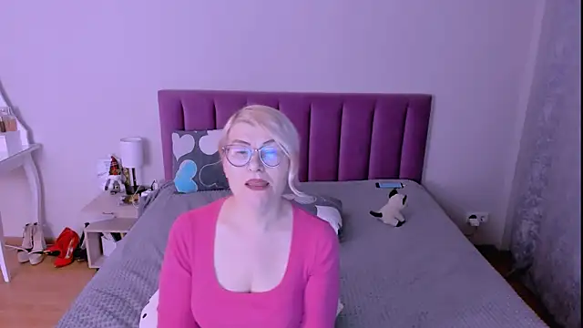 sabrinamacmarren's cam snapshot