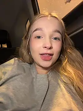 -teenytiny- live sex cam