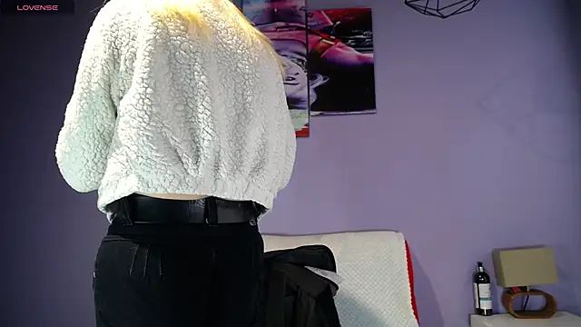 sophia_ny's cam snapshot