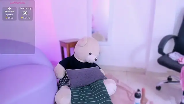 Allyson_aisha's cam snapshot