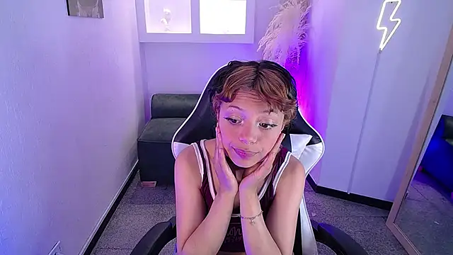 melodyy_as's cam snapshot