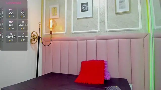 Luna_cocoa's cam snapshot