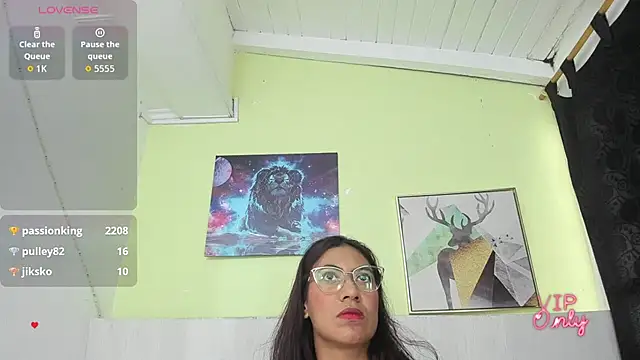 CassandraBrown_'s cam snapshot