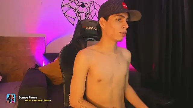 juan_posada's cam snapshot