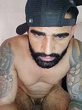 Lucius40 live sex cam