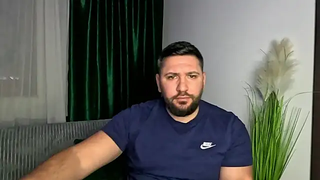 Gold_Alpha_Boy's cam snapshot