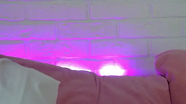 ArinaKubrick's cam snapshot