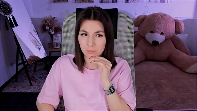 DiRosie's cam snapshot