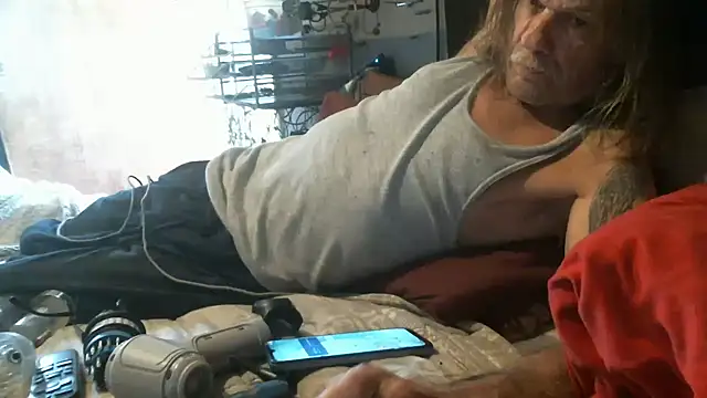 hahard1onestill's cam snapshot