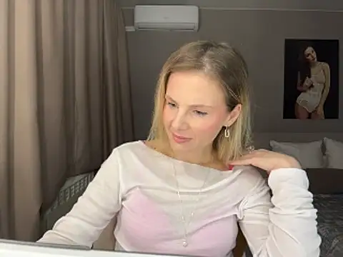 sirena124's cam snapshot