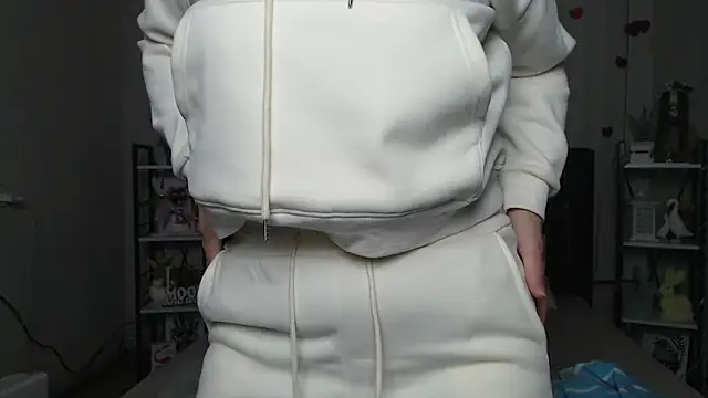 EmiliaGree's cam snapshot