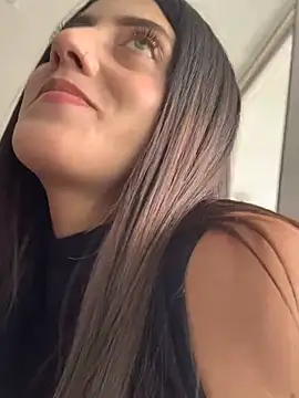 ElectraPink_'s cam snapshot