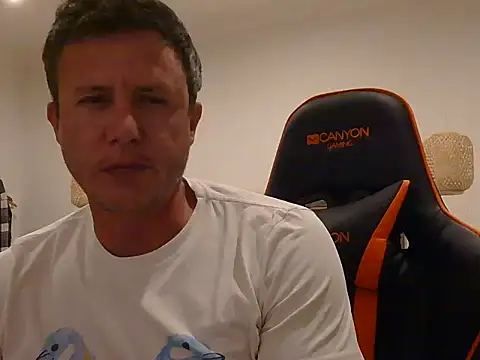 TroyDieselXXX's cam snapshot