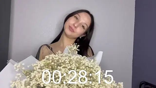 BabyMooon's cam snapshot