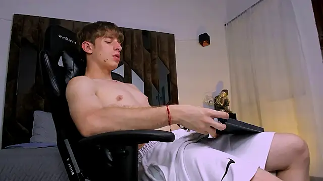 Ostin_Saints's cam snapshot