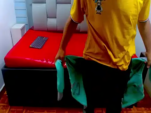 William_Lewis's cam snapshot