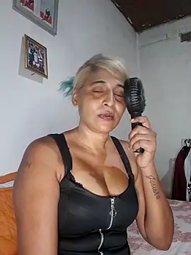 Goodgirlsue_77's cam snapshot