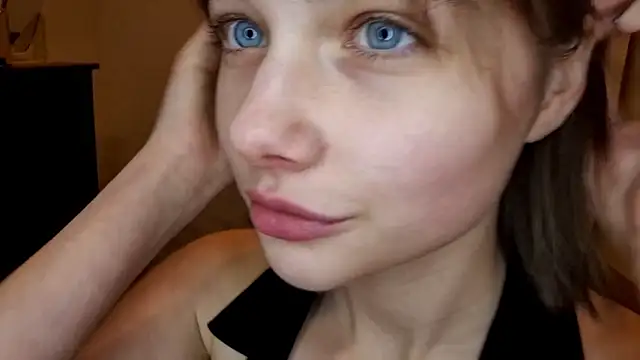 ExitedTroth's cam snapshot