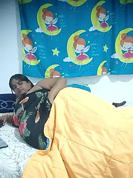 SusanaEshwar's cam snapshot